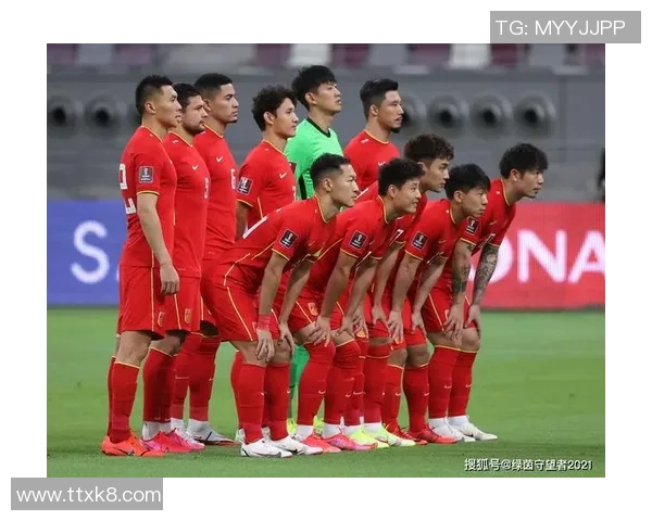 足球球星赫的成长历程与辉煌成就全面深度解析